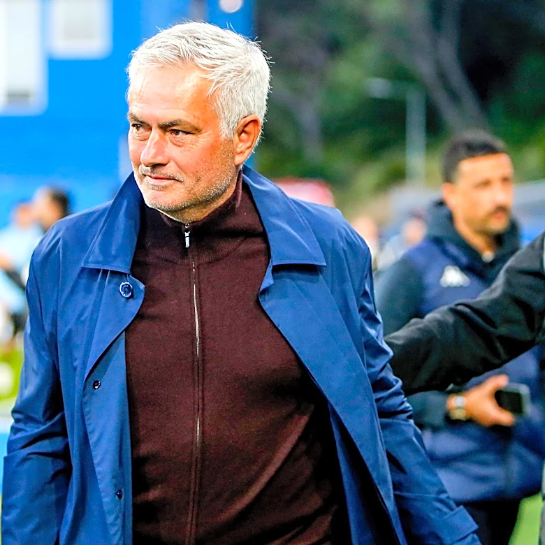 OFFICIAL: Real Madrid sign José Mourinho