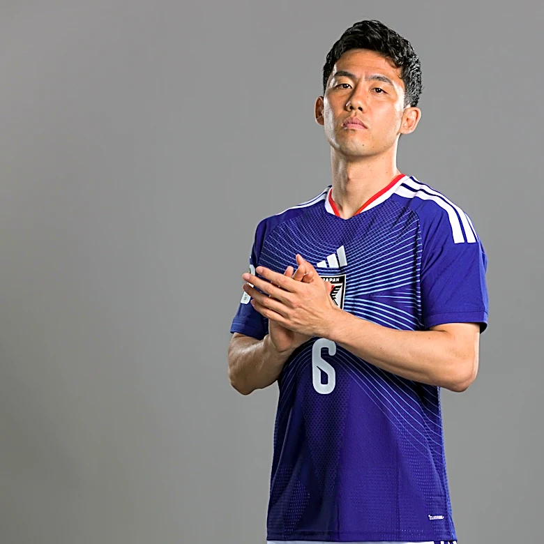 Wataru Endo Announces International Retirement