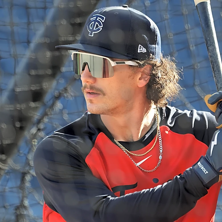 Tigers claim OF James Outman from Twins, Javy Báez moved to 60-day IL