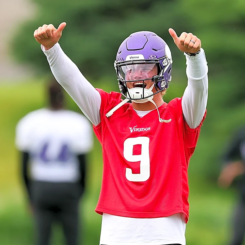 Minicamp Takeaways: QB Whispers, O-Line Optimism & Teasley’s Front Office Moves