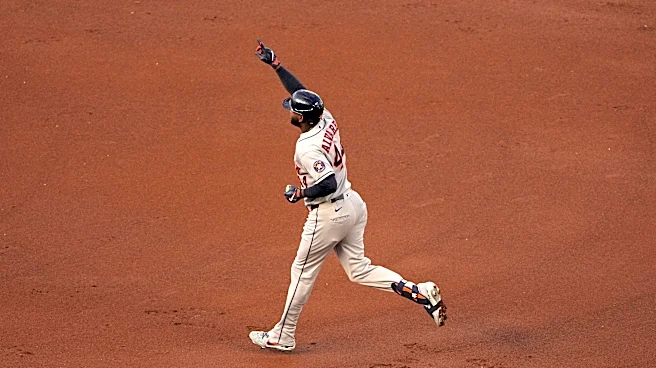 Astros Score 9 in First, Hold On for 10-8 Victory Over Royals