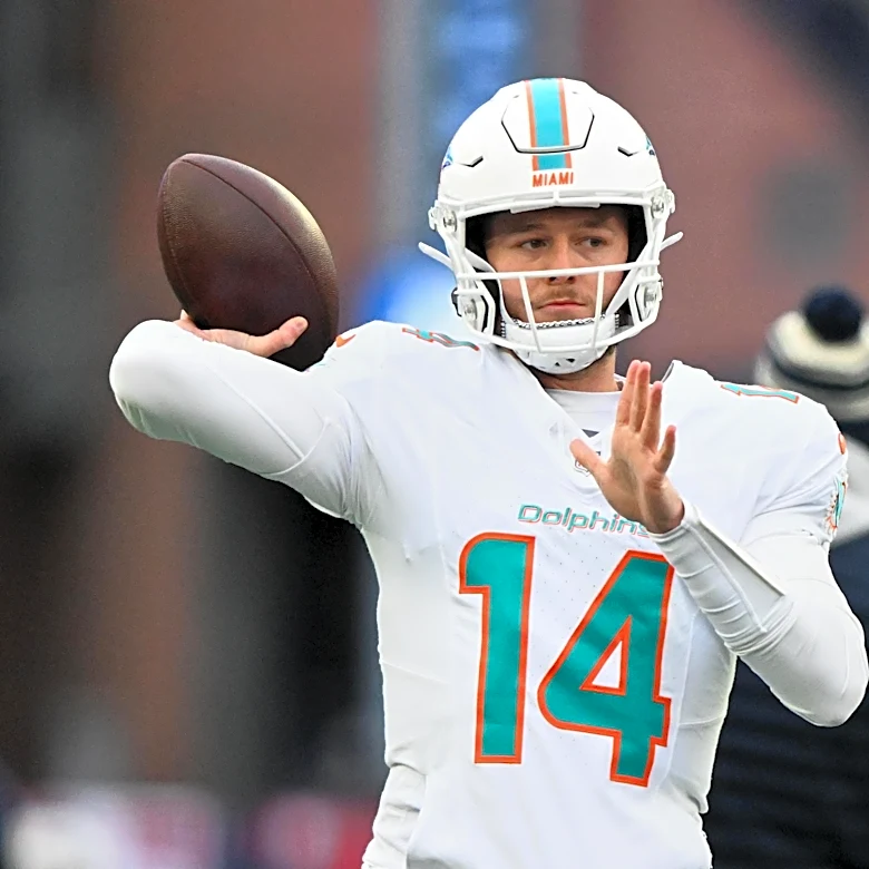 Who stood out at Dolphins minicamp – The Splash Zone 6/13/26