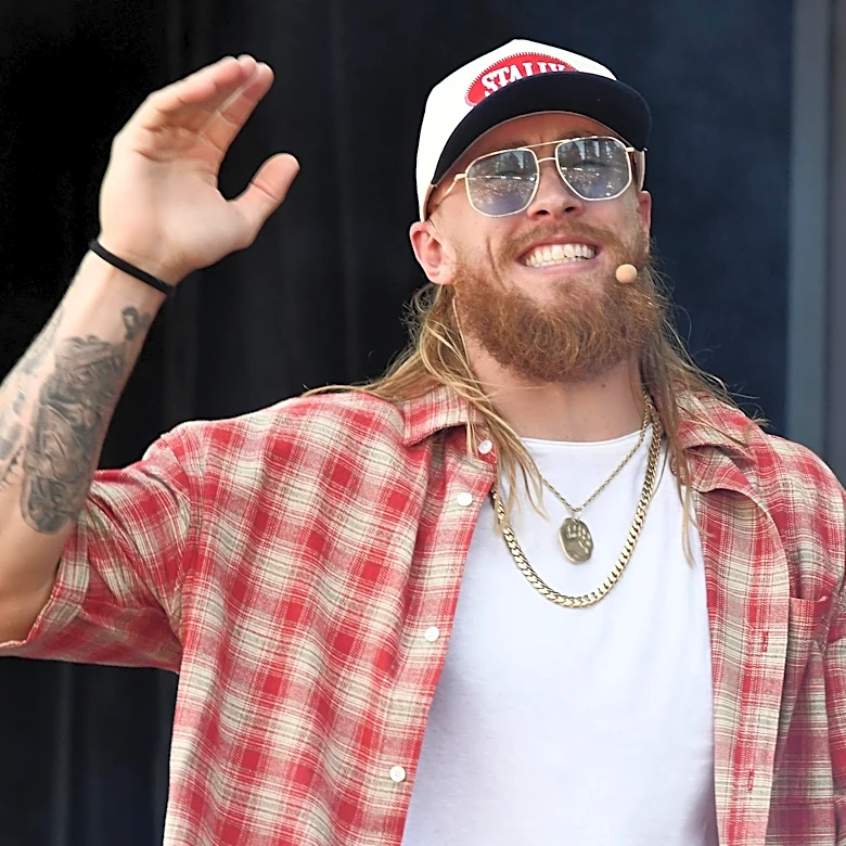 George Kittle saves us the trouble of a “fire Shanahan debate”
