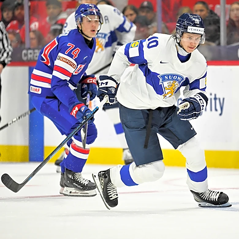Penguins trade Emil Pieniniemi to Panthers for Oliver Okuliar