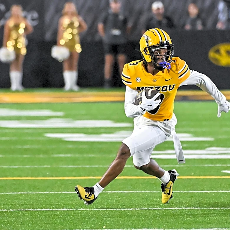 Dolphins rookie receiver opening plenty of eyes at minicamp
