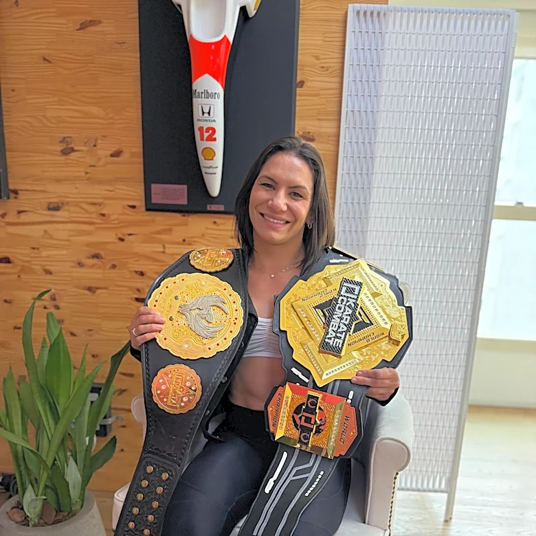 Invicta FC, Karate Combat champ Elisandra Ferreira aims to collect another belt in PFL