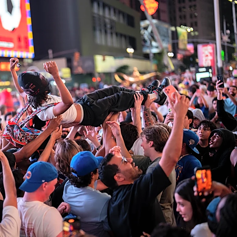 48 minutes from a title, Knicks fans are running out of ways to protect their hearts