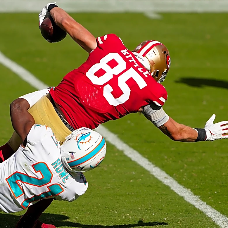 George Kittle is eyeing SoFi Stadium’s grass—is that for turf stadiums or has he lost love for Levi’s?