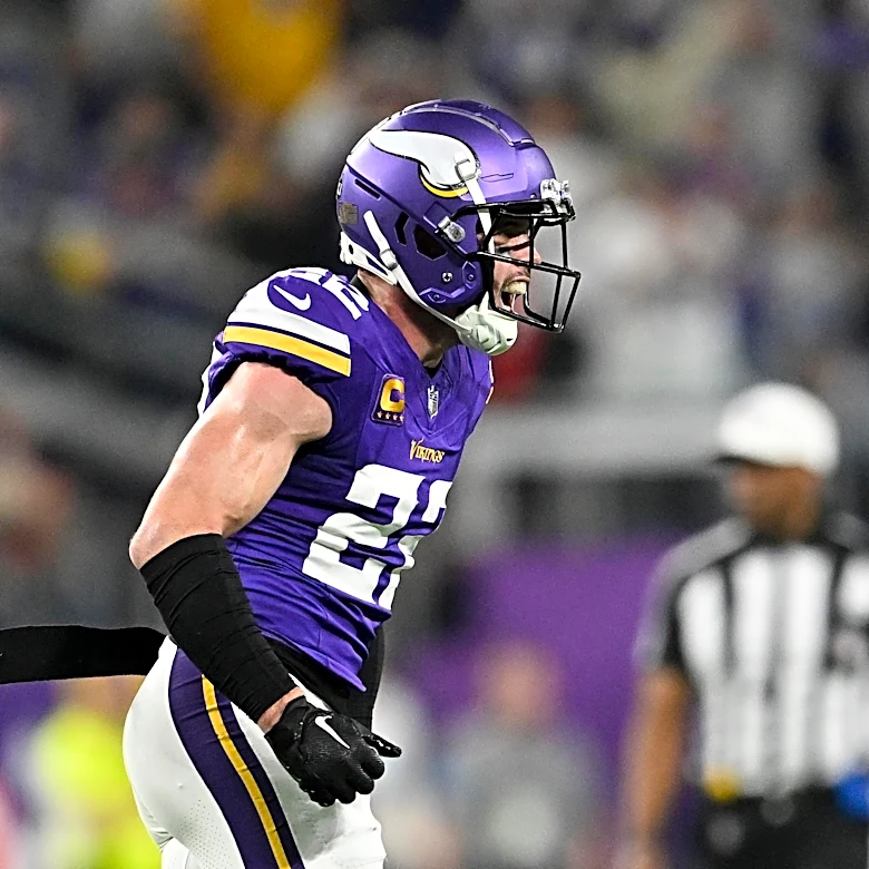 Minnesota Vikings News and Links: The Dog Days Of Summer Are Here