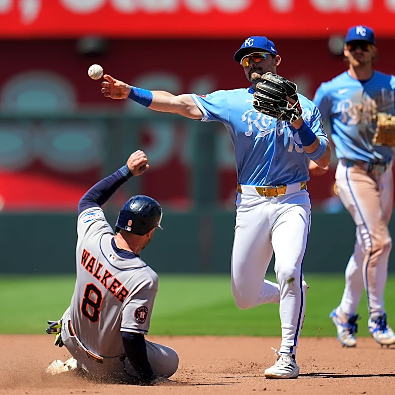 Royals blank Astros to take series finale