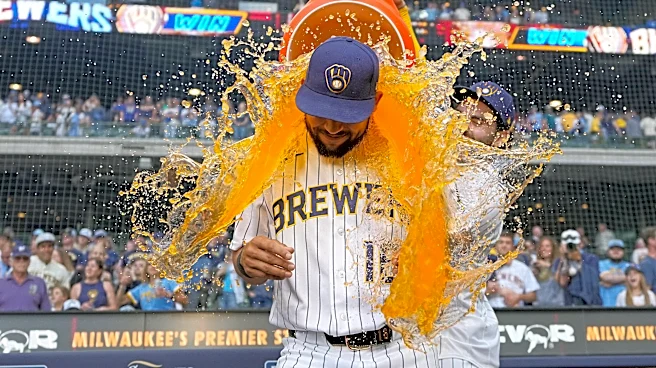Brewers power their way to a rubber match win