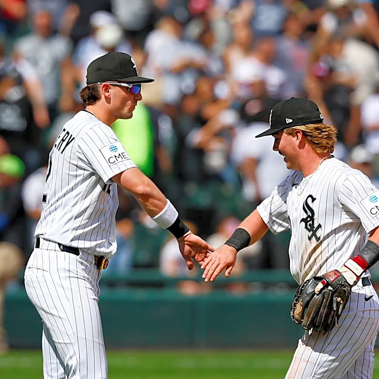 Survivin’ Sox eke out dramatic win to take series from L.A.