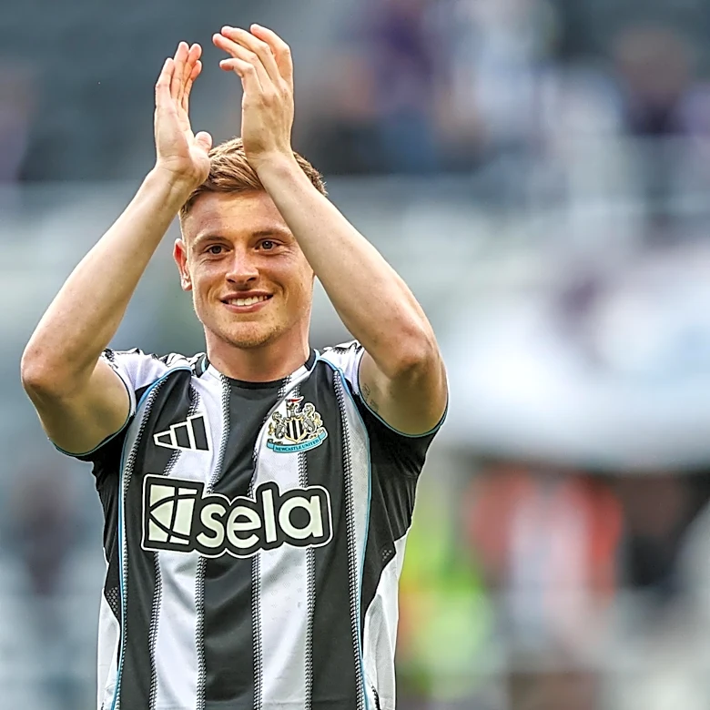 Newcastle Reportedly Considering Harvey Barnes Transfer