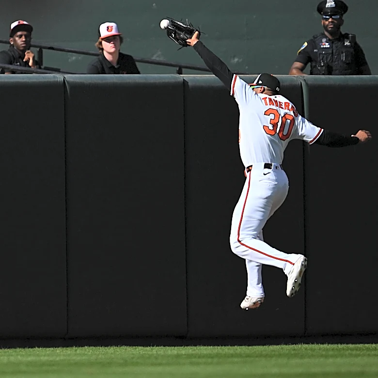 The Orioles defense is a problem with no easy in-season fix