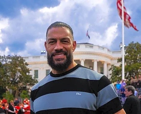 Triple H, Roman Reigns proudly represent WWE at UFC White House bread & circuses event