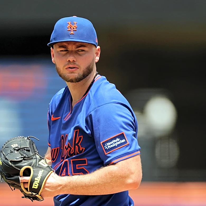 Mets to place Christian Scott on injured list