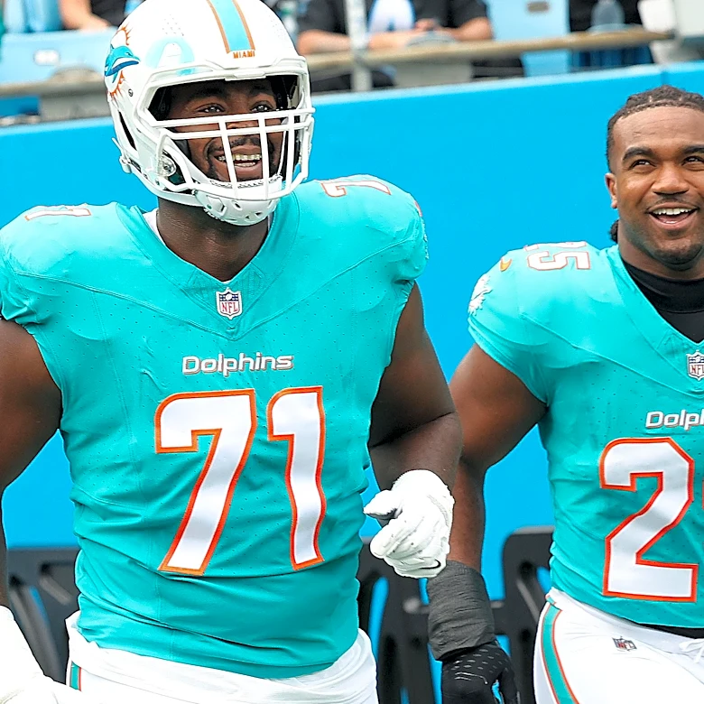 Dolphins part ways with multiple offensive linemen