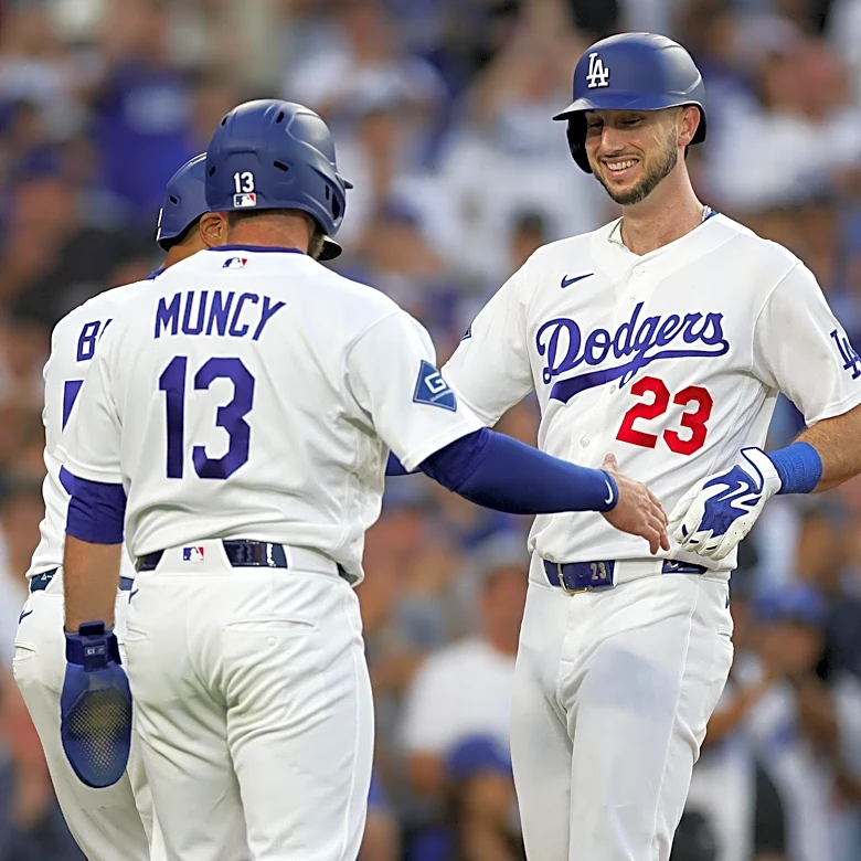 Yankees Rivalry Roundup: Dodgers best Rays on late blast