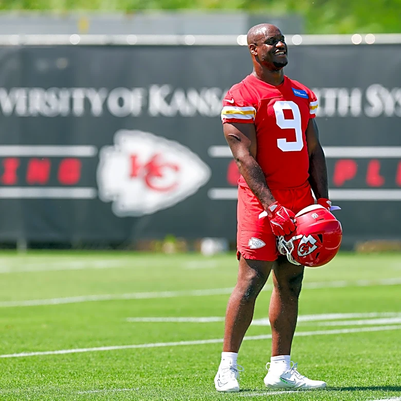 Chiefs Mailbag after minicamp: Can running backs boost the pass game?