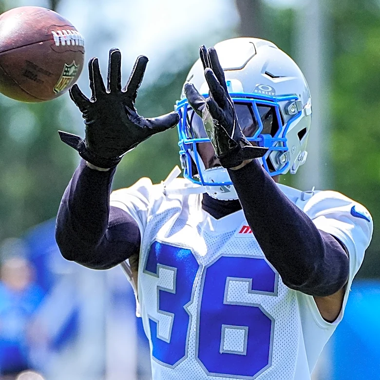 Lions minicamp Day 1 observations: DB film hangout leads to big day from secondary