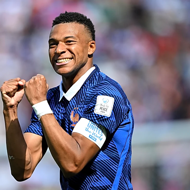 Kylian Mbappé becomes France’s record goalscorer to beat Senegal