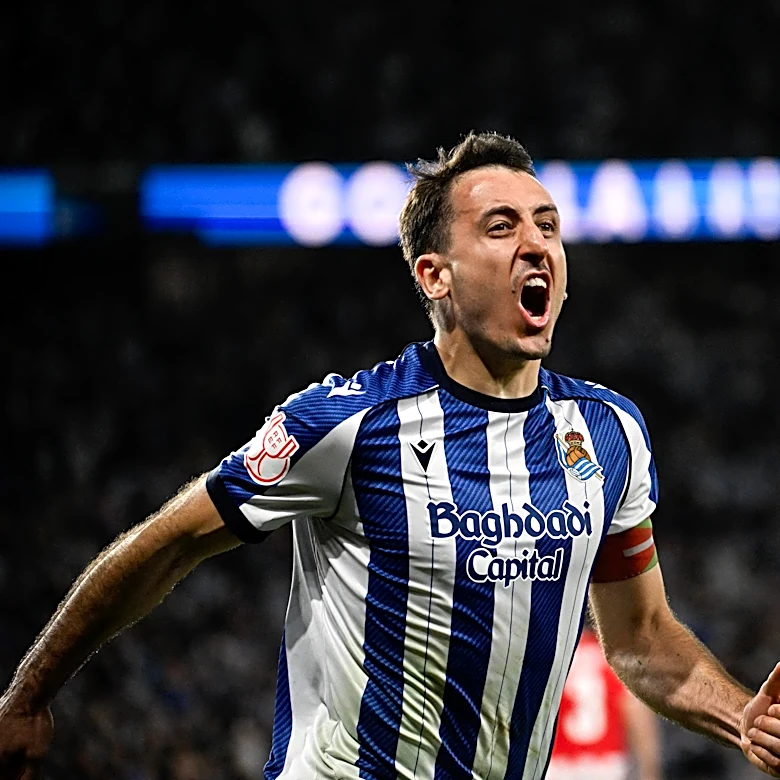 Is Mikel Oyarzabal a good Plan B for Barcelona?