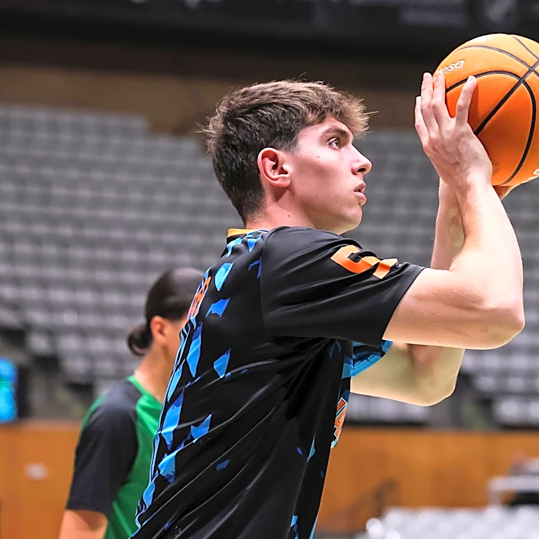 Know the draft prospect: Sergio de Larrea