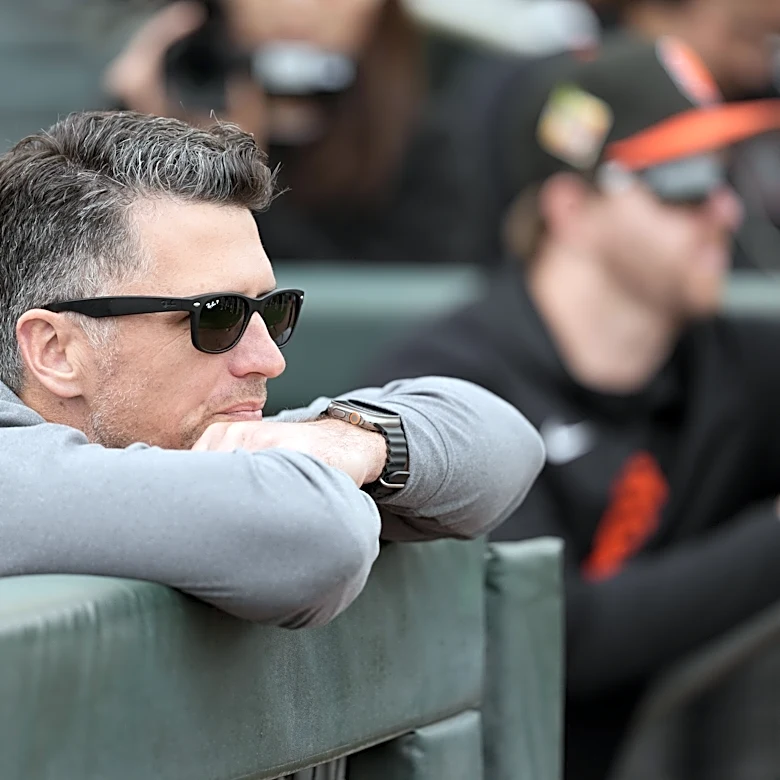 Giants Reacts fan survey: How has Buster Posey performed?