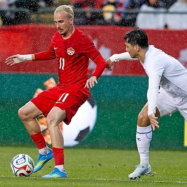 Thursday Flakes: World Cup Continues, CWS Final Set and More