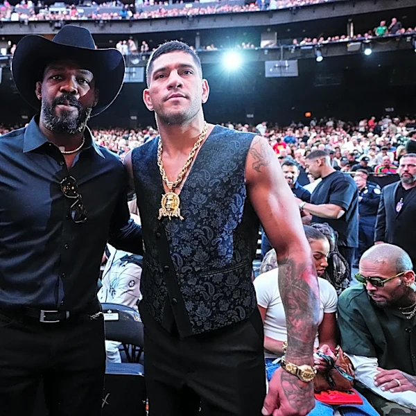 Alex Pereira ‘surprised’ by Jon Jones’ post-fight video: ‘I just don’t understand why he did that’