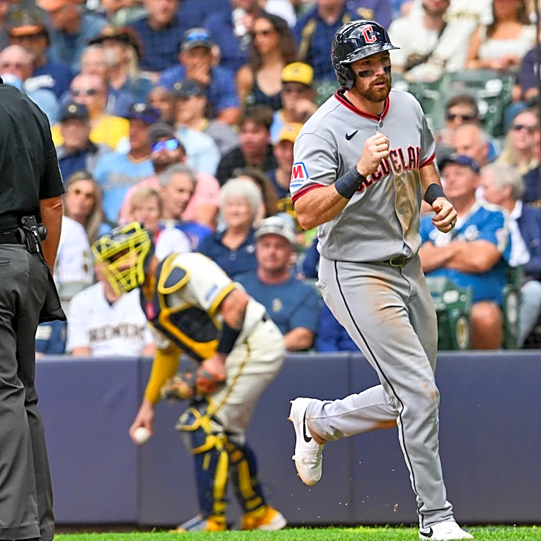 Brewers drop series finale to Guardians, 4-2
