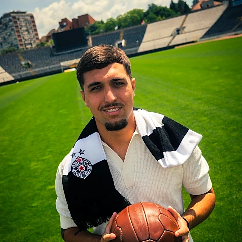 Roker Roundup: Jones Moves On as Aleksić Returns to Partizan on Loan