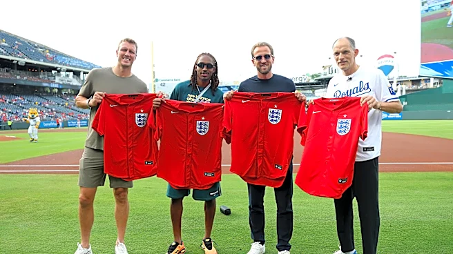 Kansas City Royals news: England’s Royals visit the Kansas City Royals