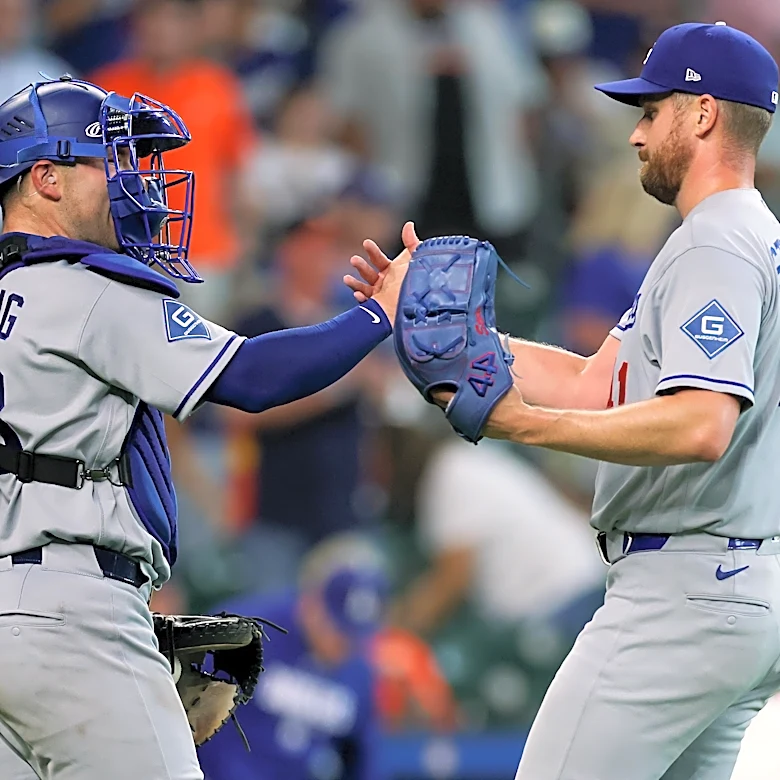 Dodgers notes: Brock Stewart, Evan Phillips, Mookie Betts