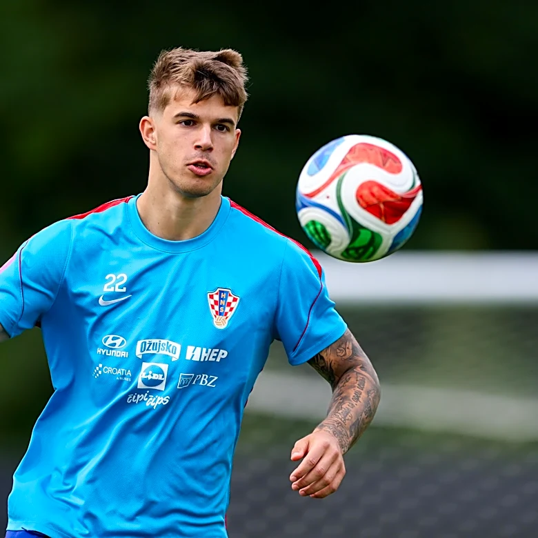 Brighton submit third £45m bid for Luka Vuskovic, still under Spurs’ valuation