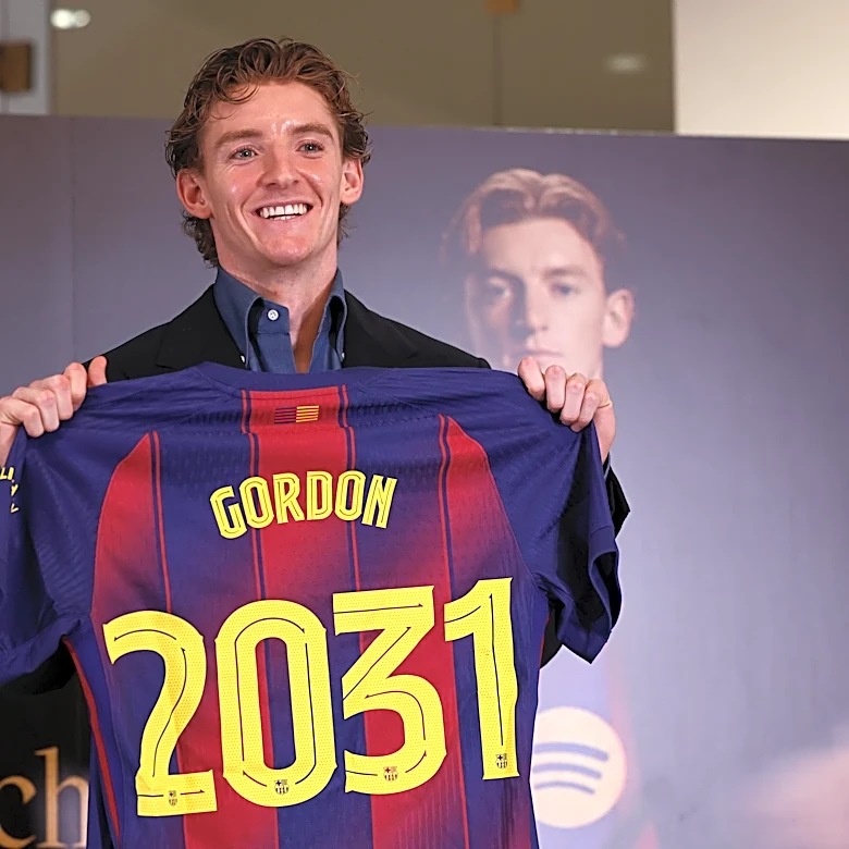 ‘Never stops pressing’ – Eric Garcia praises new Barcelona signing Anthony Gordon