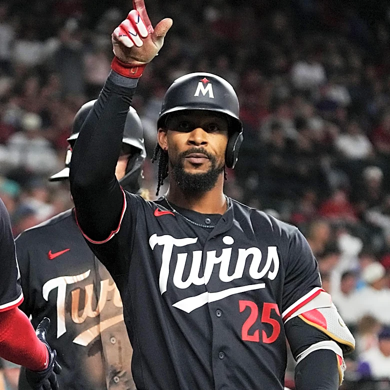 Twins 16, Diamondbacks 8: The Beautiful Game