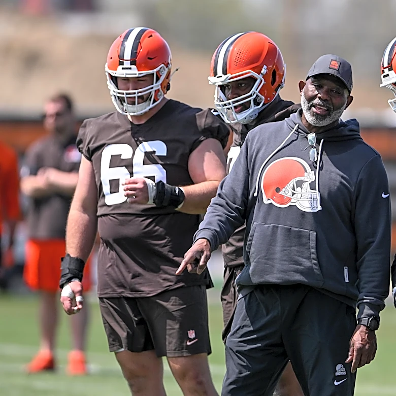 Not including QB, Browns fans decide which position they want to follow in training camp