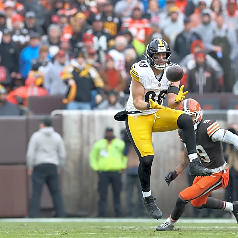 One random Steelers play: A high-stakes RPO