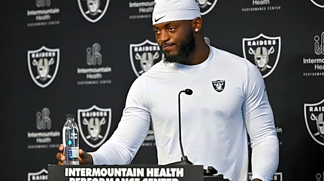 Raiders OLB Keyron Crawford signs his rookie contract