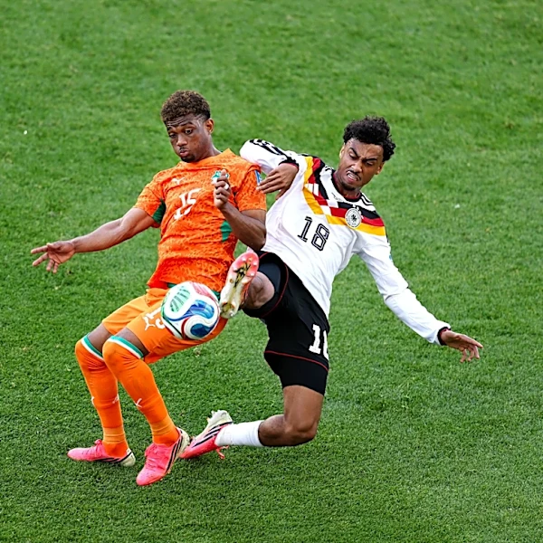 No further progress with Nathaniel Brown move for Bayern Munich