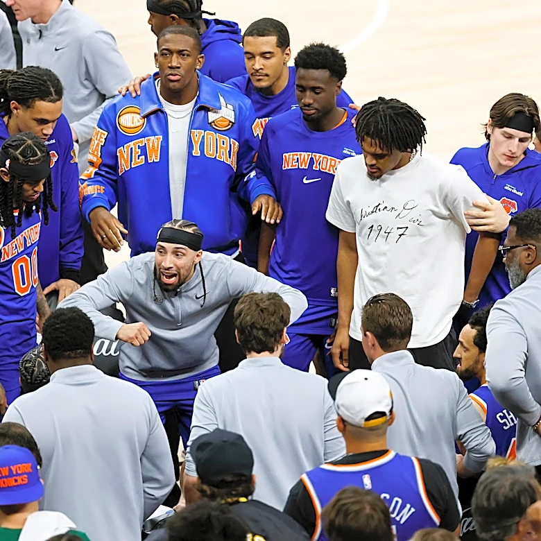 REPORT: Knicks in trade talks as Jose Alvarado delays player-option decision