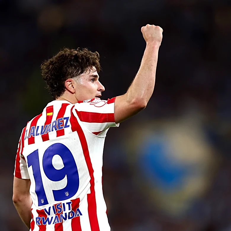 How much should Barcelona offer for Julian Alvarez now Argentina star has asked to leave Atletico?