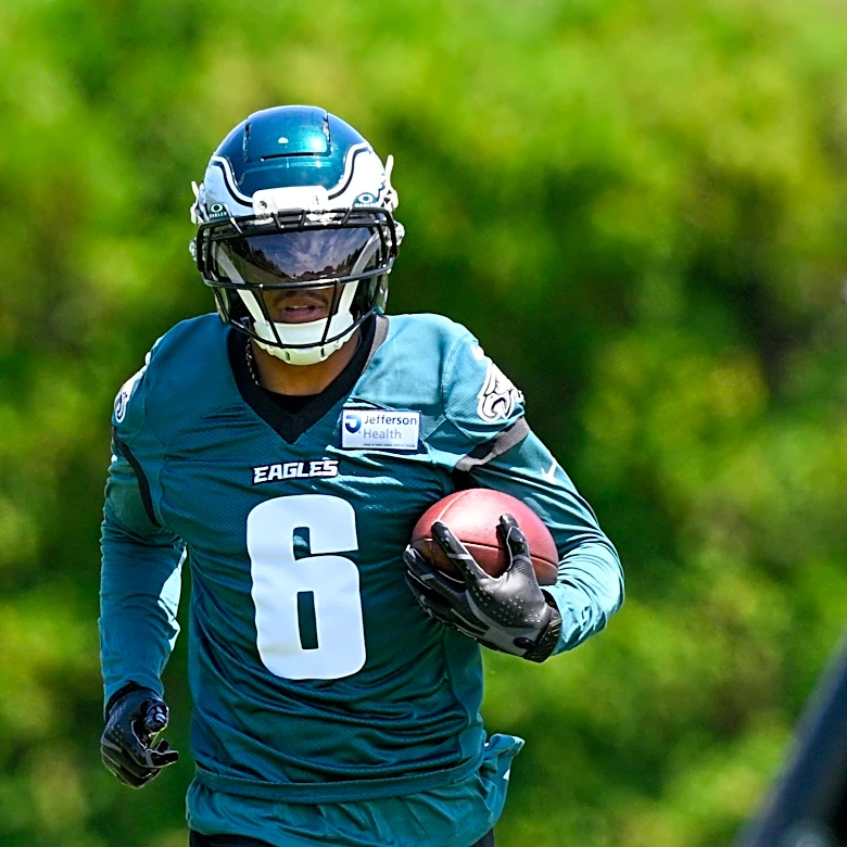 Eagles News: DeVonta Smith steps into covenant