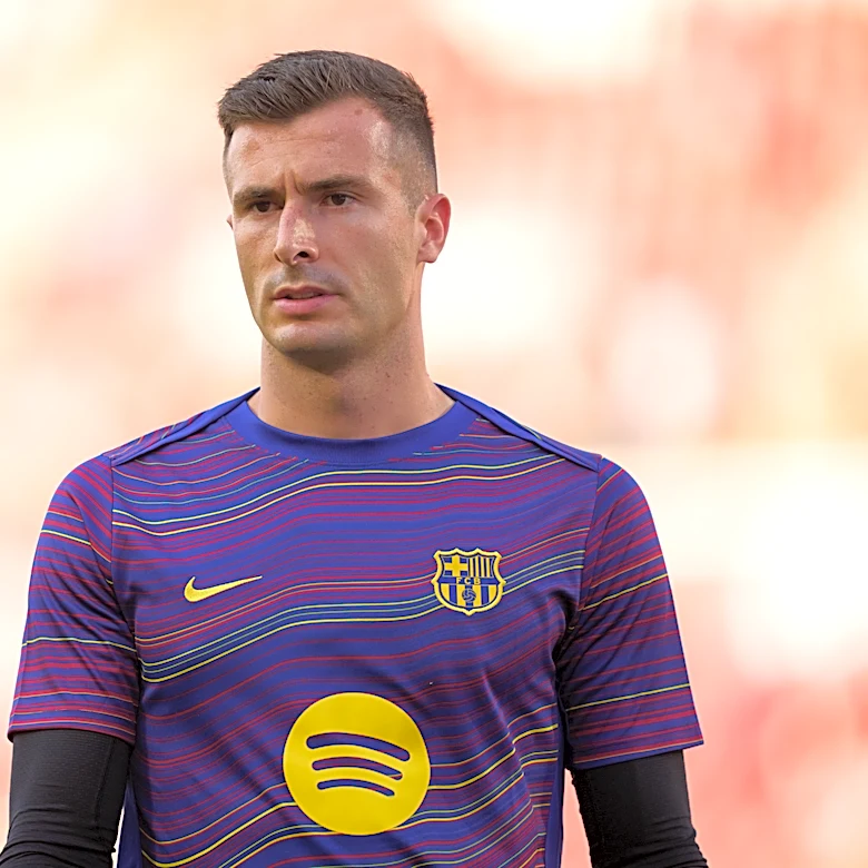 Barcelona confirm agreement reached for Inaki Pena to join Panathinaikos