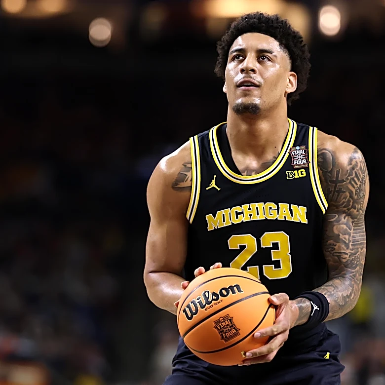 The Warriors should keep it simple and take Yaxel Lendeborg in the NBA Draft