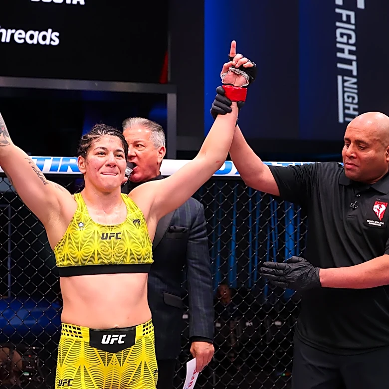 Ketlen Vieira signs with PFL