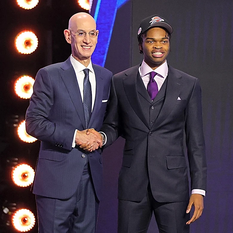 Detroit trades up to #17 to select Ebuka Okorie