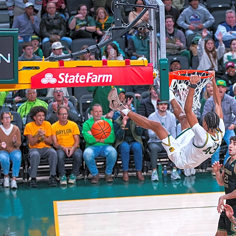 Cameron Carr gives Lakers injection of athleticism