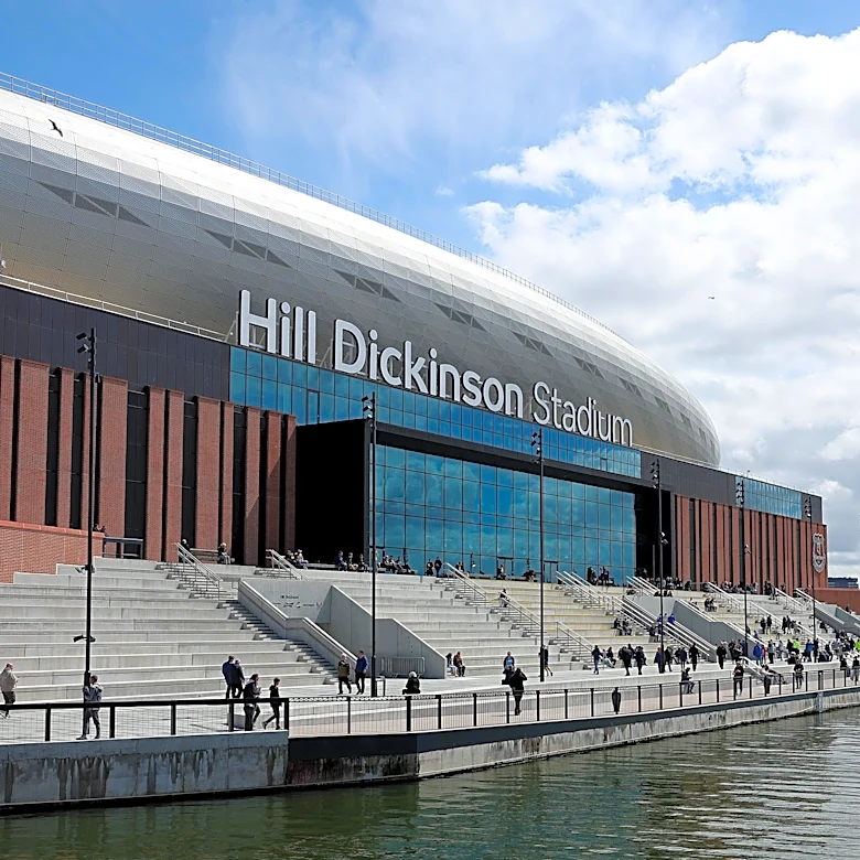 Thursday’s Everton News: Bowen and Maitland-Niles contact, Wilson gone, Hamburg friendly